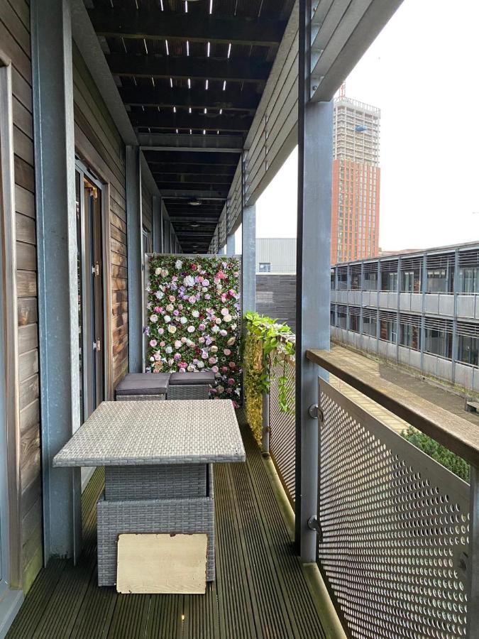 Celaka Birmingham Central Apartment, Free Indoor Parking Esterno foto